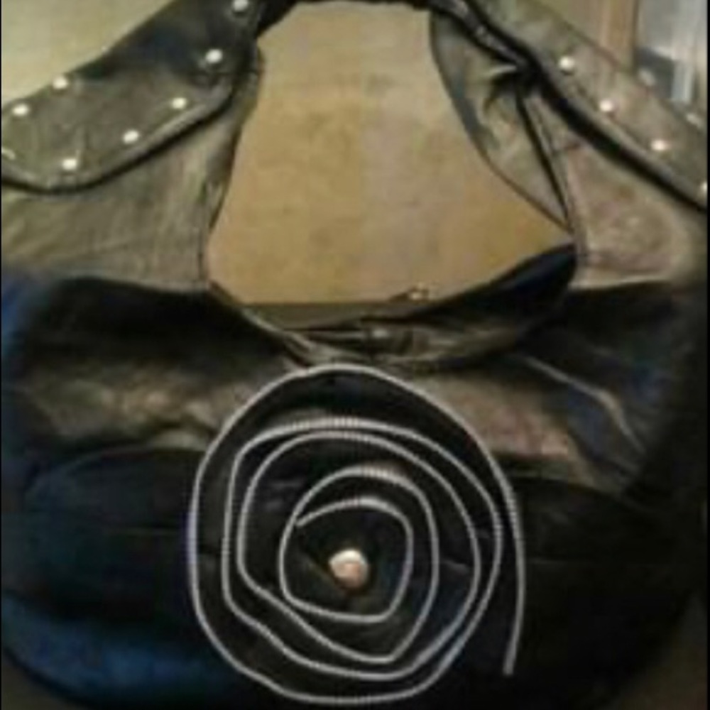 Big Flower Design Purse (Free With Purchase)